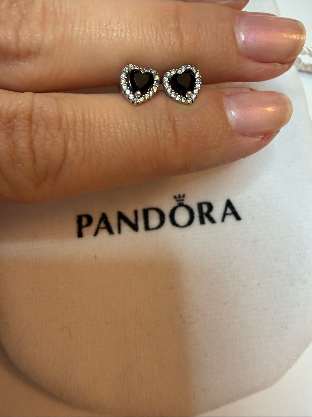 Pandora Elevated Black Heart Stud Earrings Sterling silver